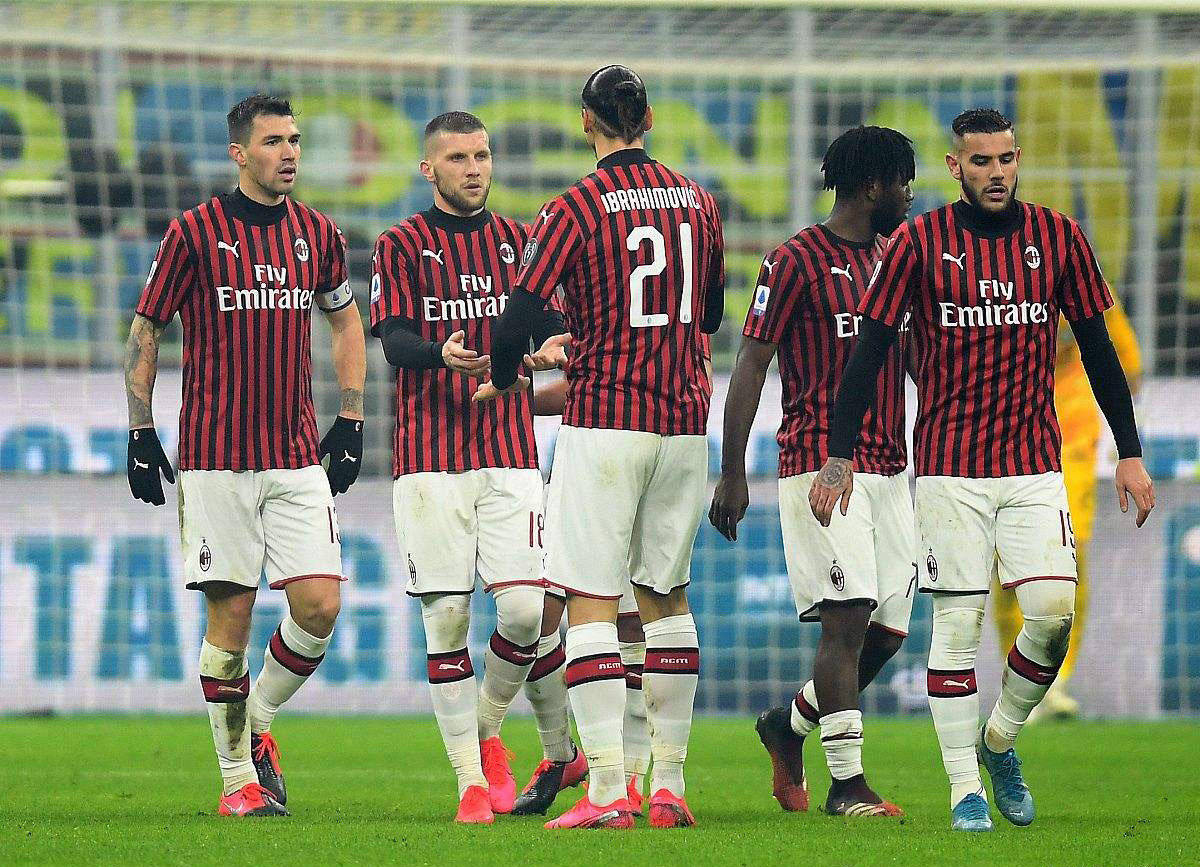 缺兵少将的上海海港，是中超唯一没有输给柔佛新山的球队（人手短缺仍不败，上海海港成中超唯一未输柔佛新山的球队）