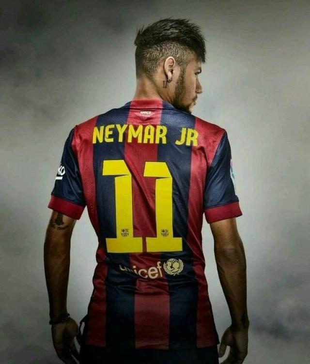 联想天禧AI足球智能体正式上线，亮相咪咕世界杯抽签夜直播（联想天禧AI足球智能体重磅上线，于咪咕世界杯抽签之夜直播首秀）