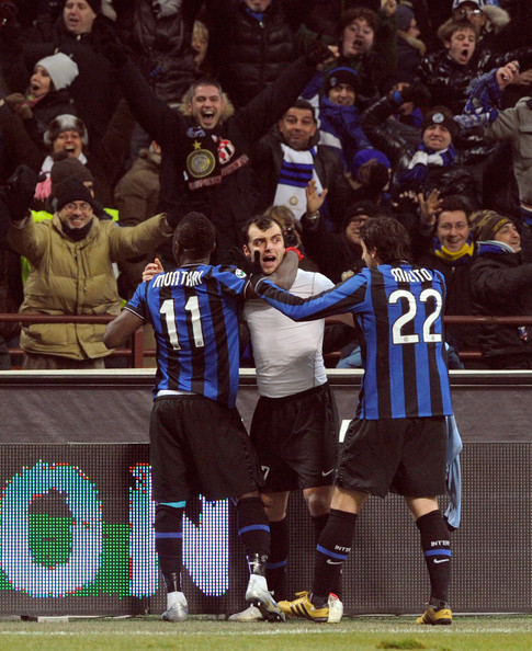 德甲半场：卡尔破门，波图尔斯基扳平，拜仁1-1美因茨（半场战报：卡尔先拔头筹，波图尔斯基扳平，拜仁暂1-1战平美因茨）