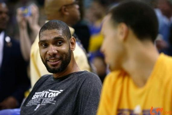 阿斯：科纳特今晚面对四重压力：皇马、球迷、斯洛特和姆巴佩（阿斯报：科纳特今夜四面承压，来自皇马、球迷、斯洛特与姆巴佩）