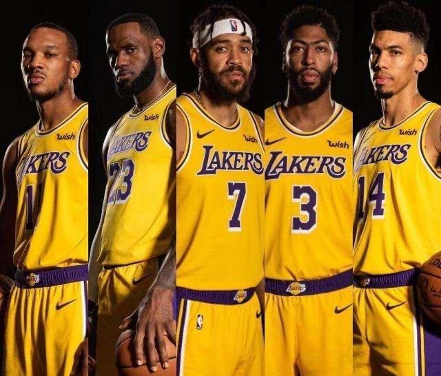 勇士圣诞互动库明加送队友上场时间，波杰姆斯基赠库里高尔夫之旅（勇士队圣诞互赠礼：库明加给队友“上场时间”，波杰姆斯基送库里高尔夫之行）