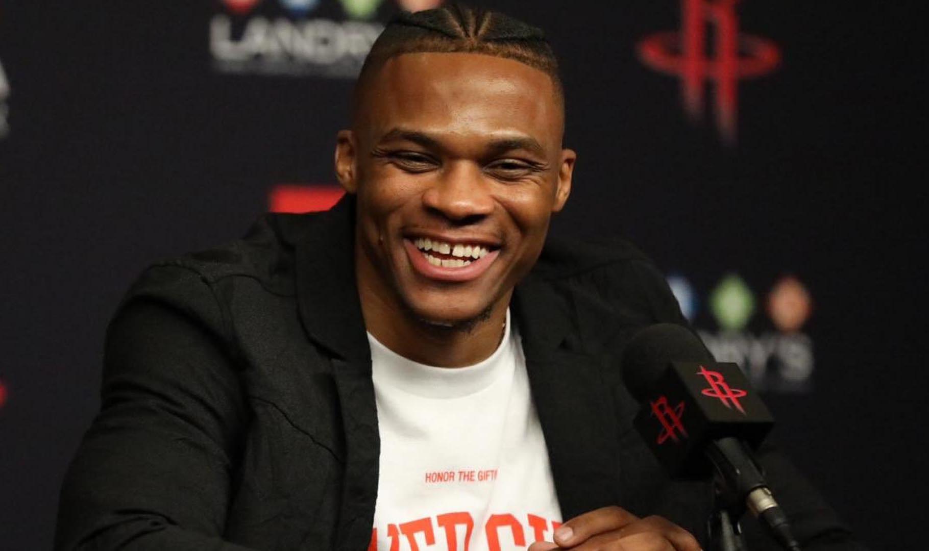 世体：戴上面具的加西亚像个超级英雄，他是弗里克的王牌球员（世体：佩戴面具的加西亚宛如超级英雄，弗里克麾下的王牌球员）