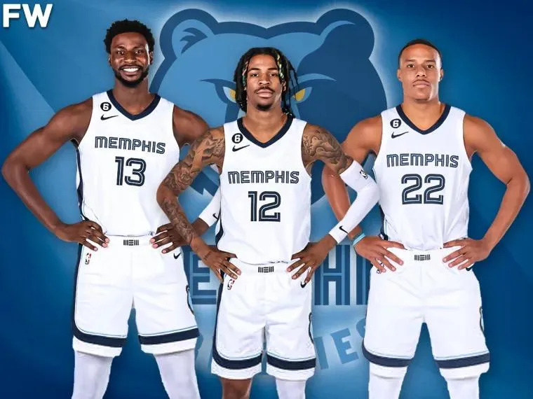 TA：前职业扑克选手执教球队升入奥超，善于理性做出战术调整（TA：从职业扑克到主帅，他率队升上奥超，理性决策精于战术调整）