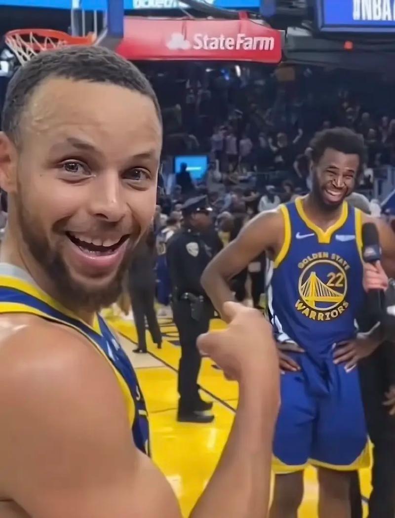 康宁汉姆空砍大三双，8次失误&关键两罚不中背锅（康宁汉姆大三双难救主，8失误+关键两罚不中成背锅点）