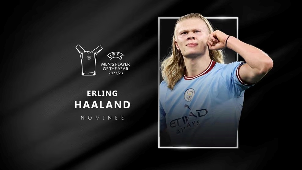 巴萨后防失误不断（巴萨防线频频出错）