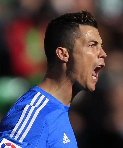 弗拉格：我的拇指一直有些问题，但我已经准备好坚持打比赛（弗拉格：拇指仍有不适，但我已准备带伤出战）