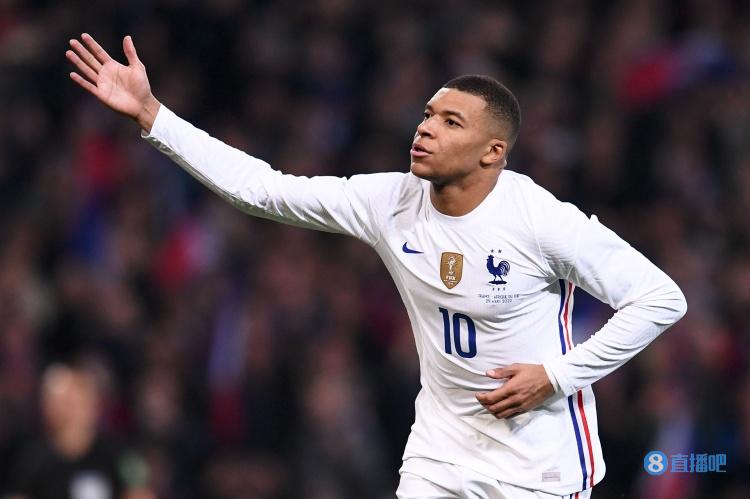 德罗西：我的一些战术从加斯佩里尼那借鉴；扎尼奥洛非常棒（德罗西：部分战术受加斯佩里尼启发；盛赞扎尼奥洛表现出色）