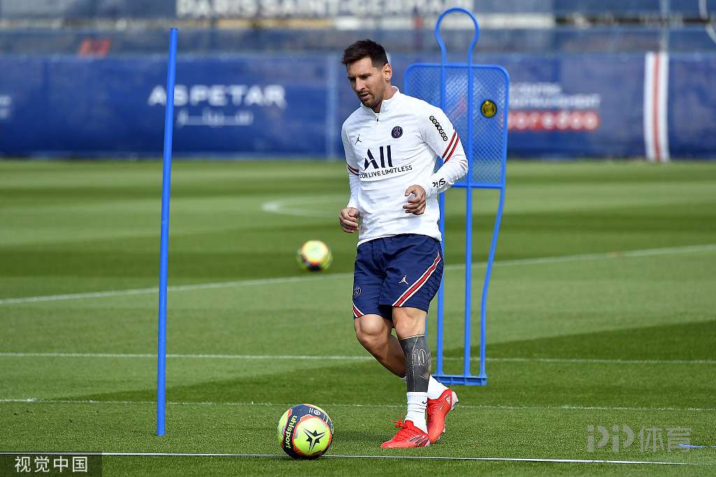 有伤在身？尼科缺席了两天的训练，也没进热身赛名单（带伤未愈？尼科连缺两日训练，热身赛无缘名单）